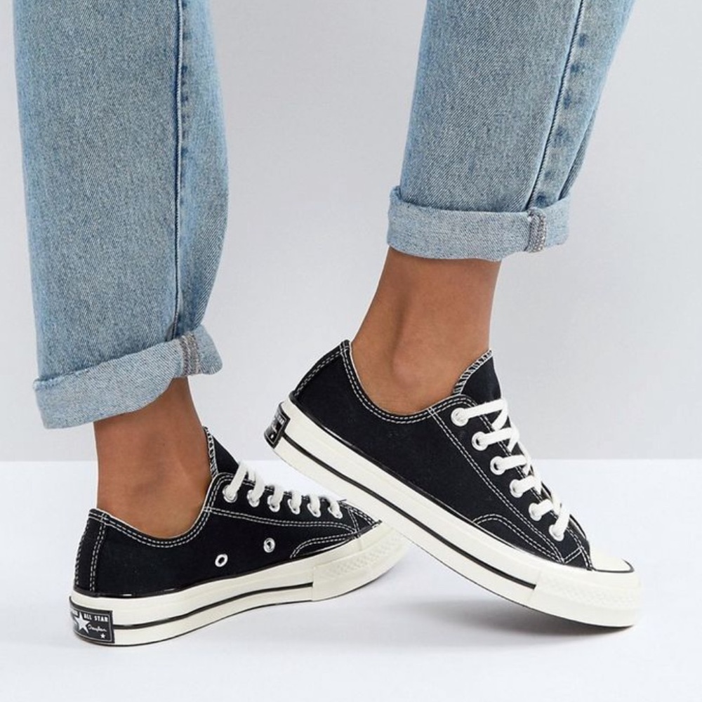 3/$20❤️ Low Top Black Converse